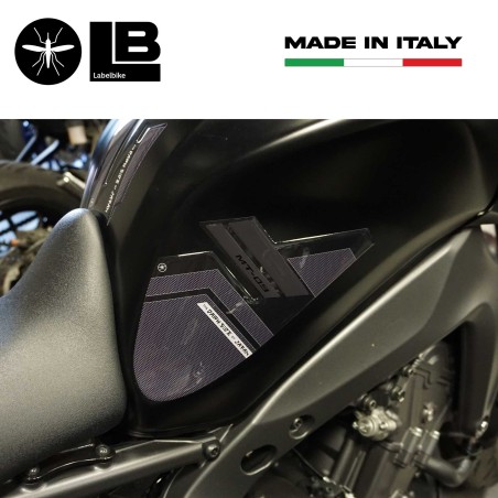 2 Adesivi 3D protezioni laterali serbatoio compatibili con Yamaha Mt09 SP 2021