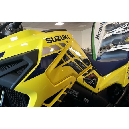 2 ADESIVI 3D PROTEZIONI LATERALI SERBATOIO MOTO compatibili SUZUKI V-STROM 1050