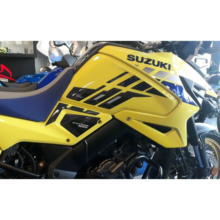 2 ADESIVI 3D PROTEZIONI LATERALI SERBATOIO MOTO compatibili SUZUKI V-STROM 1050