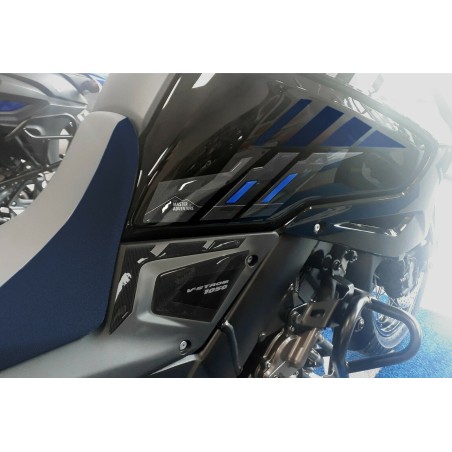 2 ADESIVI 3D PROTEZIONI LATERALI SERBATOIO MOTO compatibili SUZUKI V-STROM 1050