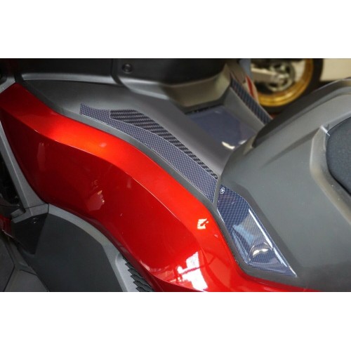 2 adesivi in resina gel 3D laterali pedana scooter compatibili Honda Forza 750