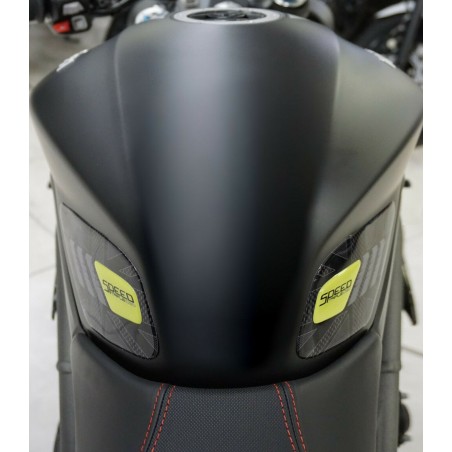 2 protezioni 3D lati serbatoio moto compatibili Triumph Speed Triple 2016-2020