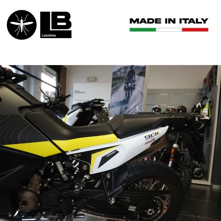 Adesivi 3D Fianchi laterali coda compatibili con Husqvarna Norden 901