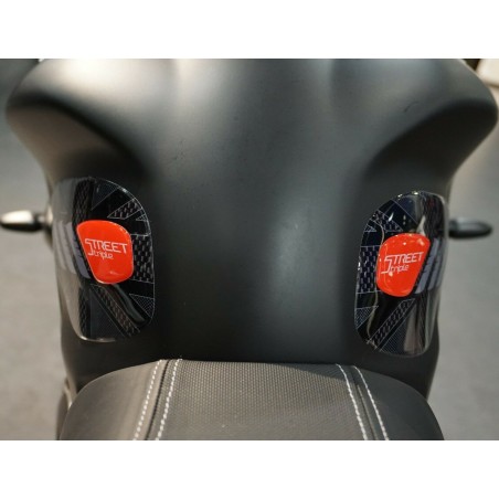 2 protezioni 3D lati serbatoio moto compatibili Triumph Street Triple 2013-2021