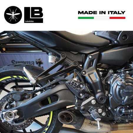 Adesivi 3D Protezioni Battitacco compatibili con Moto Yamaha Mt-07 2014-2023