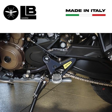 Adesivi 3D Protezioni Battitacco moto compatibili con Husqvarna Norden 901