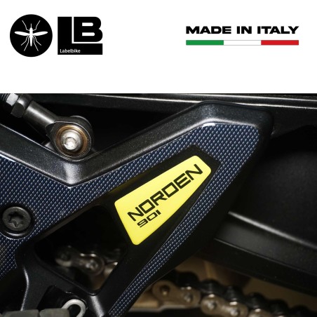 Adesivi 3D Protezioni Battitacco moto compatibili con Husqvarna Norden 901