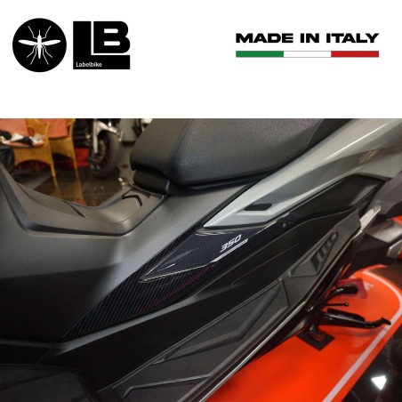 Adesivi 3D Protezioni Boomerang laterali compatibili con Honda Forza 350 2022-23