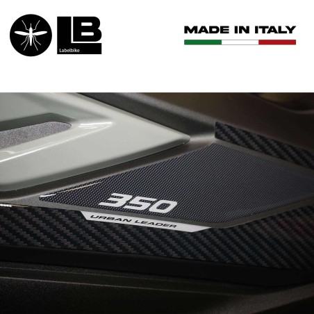 Adesivi 3D Protezioni Boomerang laterali compatibili con Honda Forza 350 2022-23
