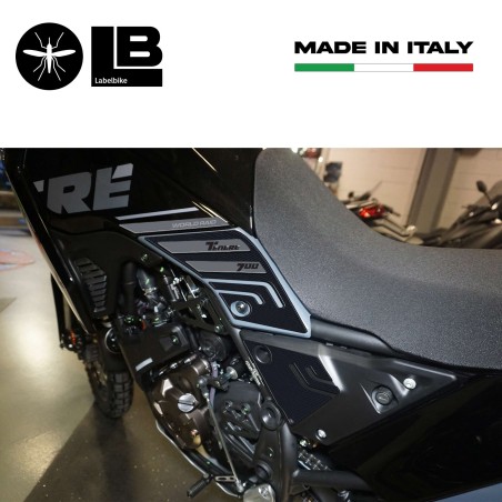 Adesivi 3D Protezioni Laterali serbatoio compatibili con Yamaha Tenere 700 2022