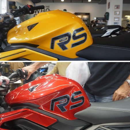 Adesivi 3D Laterali serbatoio compatibili con Triumph Street Triple 765 RS 2023