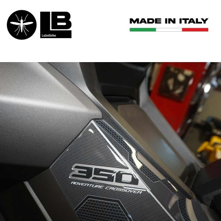 Adesivi 3D Protezioni Boomerang laterali compatibili con Honda ADV350 2022-2023