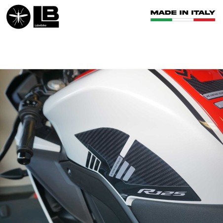 Adesivi 3D protezioni laterali serbatoio compatibili con Yamaha R125 2019-2022