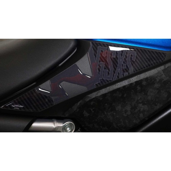 Adesivi 3D Protezioni Laterali sottosella compatibili con Suzuki GSX-S 1000 2021