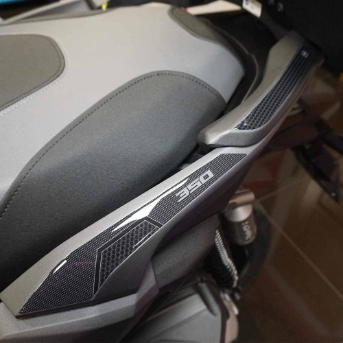 Adesivi 3D Protezioni maniglie con bauletto compatibili con Honda ADV350 2022-23