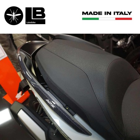 Adesivi 3D Protezioni Maniglie posteriori compatibili con Honda Forza 125 2022