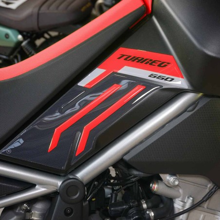 Adesivi 3D Protezioni Laterali serbatoio compatibili con Aprilia Tuareg 660 2022