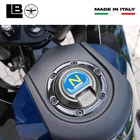 Adesivi 3D tappo serbatoio chiave moto compatibili con Husqvarna Norden 901 2023