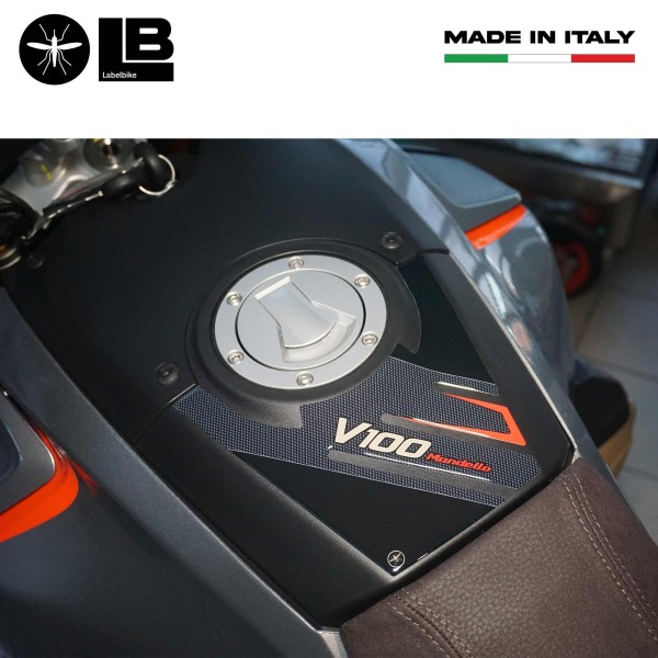 Adesivo 3D Paraserbatoio compatibile con Moto Guzzi V100 Mandello 2022 - 2023