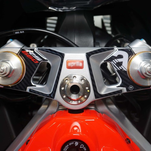 Adesivo 3D Piastra Forcella Sterzo compatibile con Aprilia RS 660 2020-2023