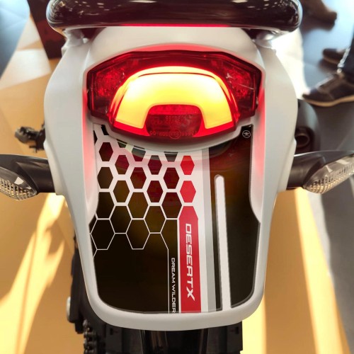 Adesivo 3D Protezione codino posteriore moto compatibile con Ducati DesertX