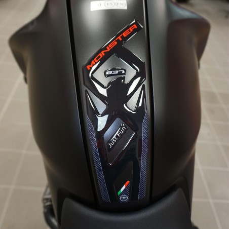 Adesivo 3D Protezione paraserbatoio compatibile con Ducati Monster 937 2021