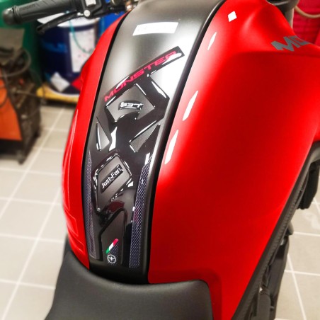 Adesivo 3D Protezione paraserbatoio compatibile con Ducati Monster 937 2021
