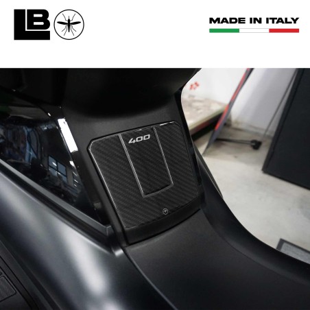 Adesivo 3D Protezione sportello scooter compatibile con Kymco Xciting VS 400