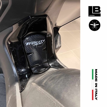 Adesivo 3D protezione sportello serbatoio compatibile con Yamaha Tricity 300