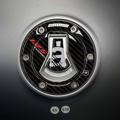 Adesivo 3D Protezione tappo serbatoio moto compatibile con Aprilia Tuono 125