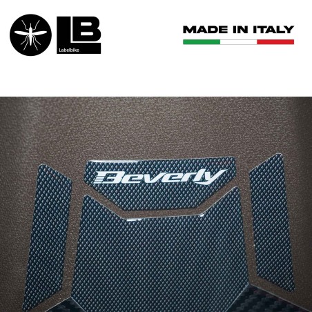 Adesivo 3D protezione zona portaoggetti compatibile con Piaggio Beverly 2021