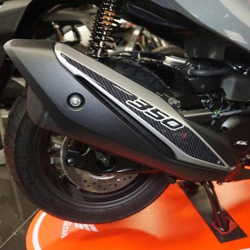 Adesivo in resina 3D Protezione Marmitta compatibile con Honda Forza 350 2022-23