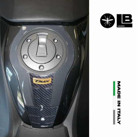 Adesivo resinato 3D Protezione Borchia Tunnel compatibile con Yamaha Tmax 2022
