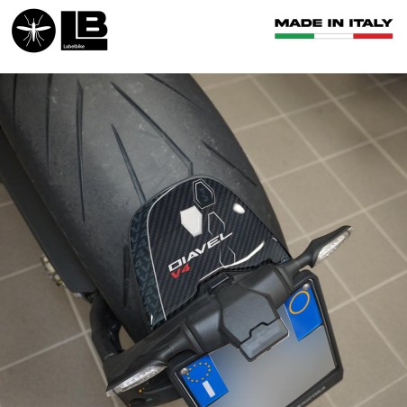 Adesivo resinato 3D Protezione Targa moto compatibile con Ducati Diavel v4 2023