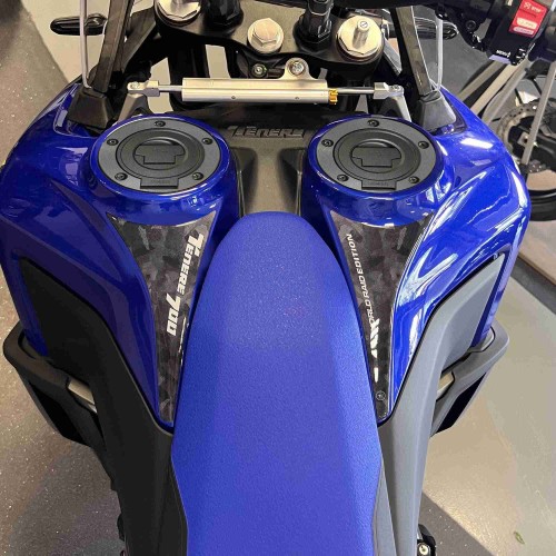Due Adesivi 3D Paraserbatoio moto compatibili con Yamaha Tenere 700 World Raid