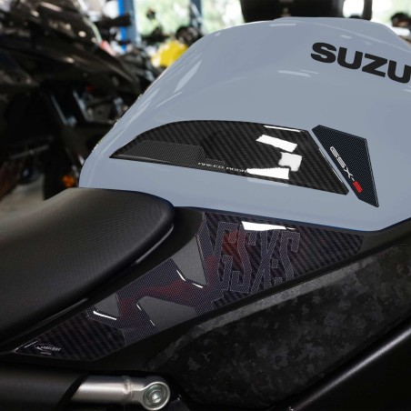 KIT ADESIVI 3D PROTEZIONI SERBATOIO COMPATIBILI CON SUZUKI GSX-S 1000 2021-2023