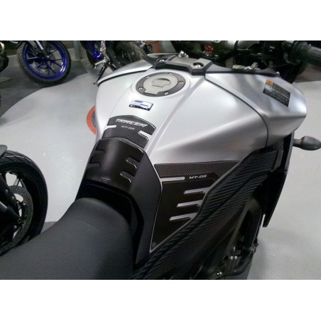 KIT ADESIVI in RESINA GEL 3D PROTEZIONI compatibili per moto YAMAHA TRACER MT-09