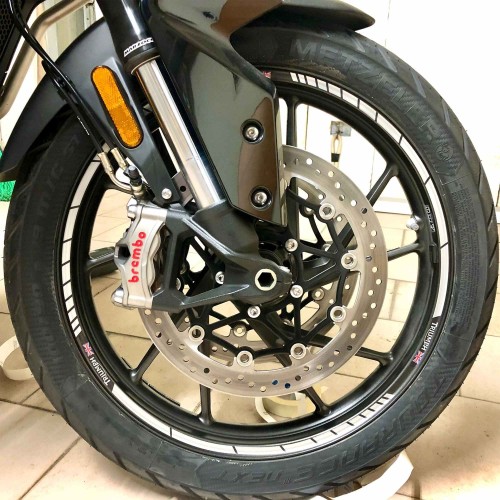 Kit strisce adesive per cerchi ruote 19-17 compatibili con Triumph Tiger 900 850