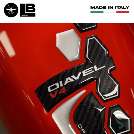Paraserbatoio Adesivo 3D Protezione moto compatibile con Ducati Diavel v4 2023