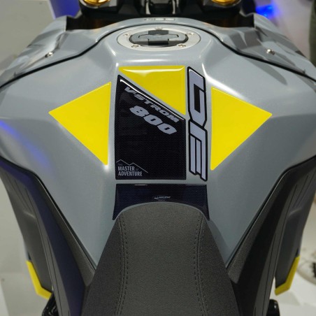Paraserbatoio Adesivo 3D protezione moto compatibili con Suzuki V-Strom 800DE