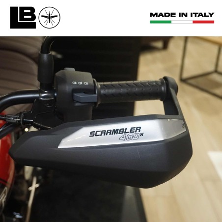 Adesivi 3D Protezioni Paramani moto compatibili con Triumph Scrambler 400 X