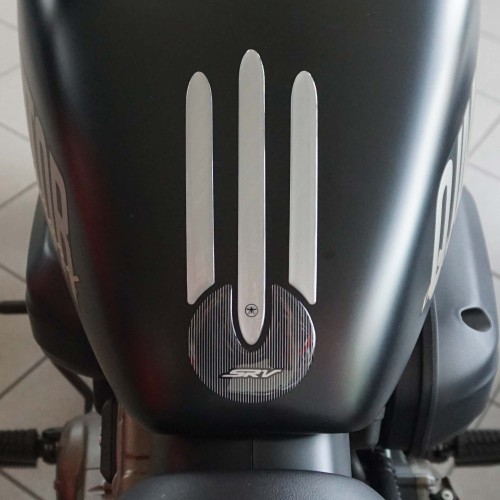 Paraserbatoio Moto Adesivo in resina gel 3D compatibile con QJ Motor SRV 300