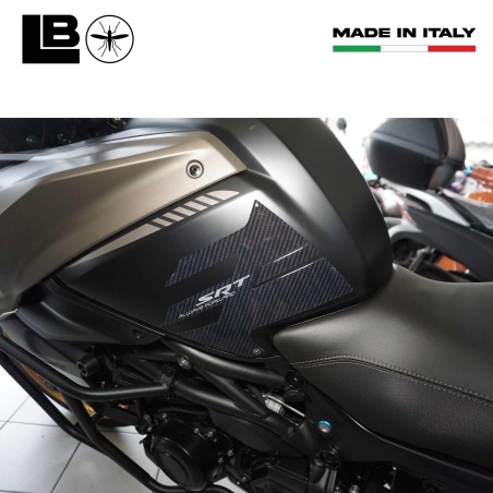 Adesivi Protezioni laterali serbatoio moto compatibili con QJ Motor SRT 800 SX