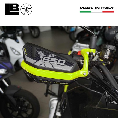 Adhesivos 3D de resina para protección de paramanos de moto compatibles con QJ Motor SVT 650
