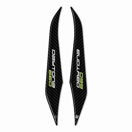 Adesivi 3D protezioni fianchetti moto compatibili con Triumph Daytona 660 2024