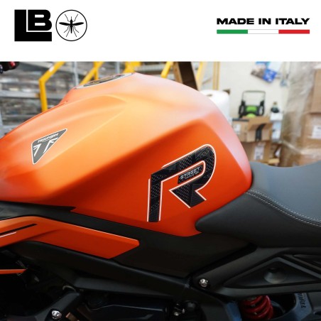 Adesivi 3D compatibili con Triumph Street Triple 765 R 2024 protezioni serbatoio