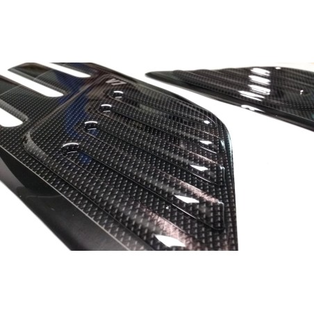 2 PROTECCIONES LATERALES DE DEPÓSITO 3D compatibles con MOTO GUZZI V7 NUEVO