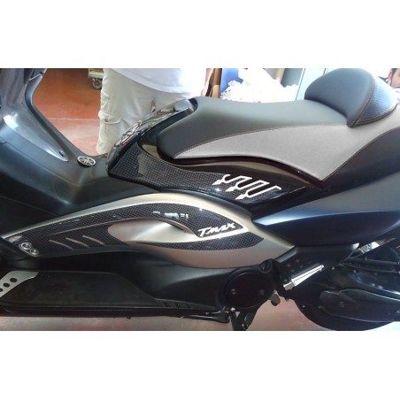 2 PEGATINAS GRANDES 3D NEGRO-CARBONO TUNING T MAX para BAJO SILLÍN MOTO YAMAHA TMAX 08-11