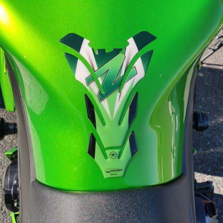 PROTECCIÓN DEPÓSITO ADHESIVO 3D compatible KAWASAKI Z750 Z1000 Z 750-1000 Verde