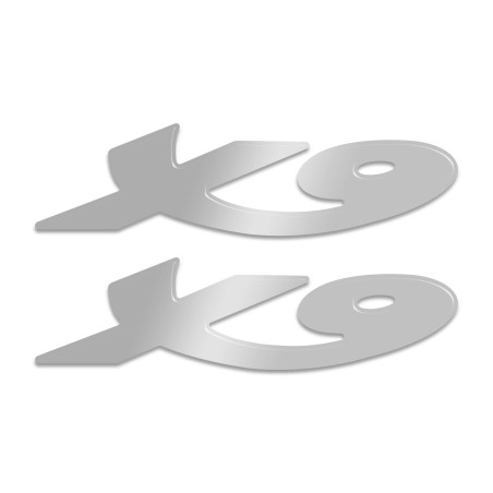 2 PEGATINAS DE RESINA 3D ESCRITAS X9 para SCOOTER 250 - 500 para PIAGGIO X 9 PLATA